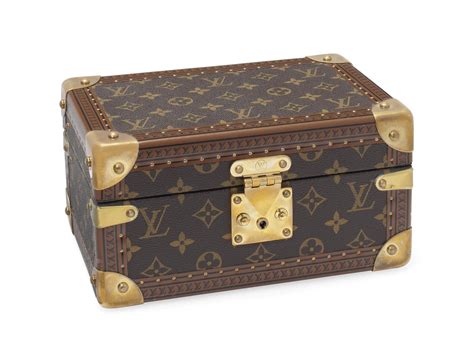 louis vuitton jewellery box.